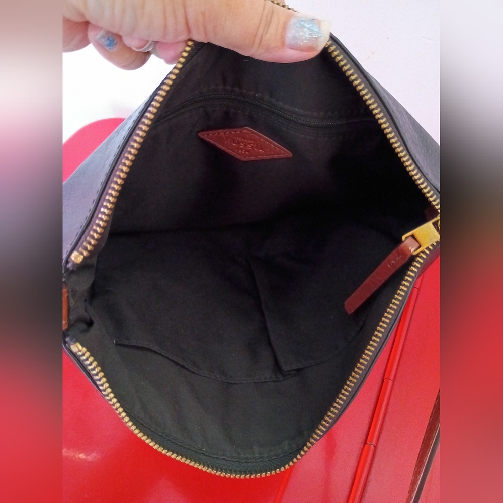 Fossil Black and White With Brown Adjustable Strap Women's Purse. - Picture 9 of 12